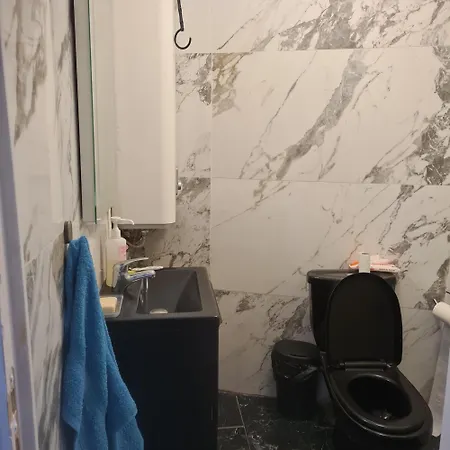 Apartment Centre